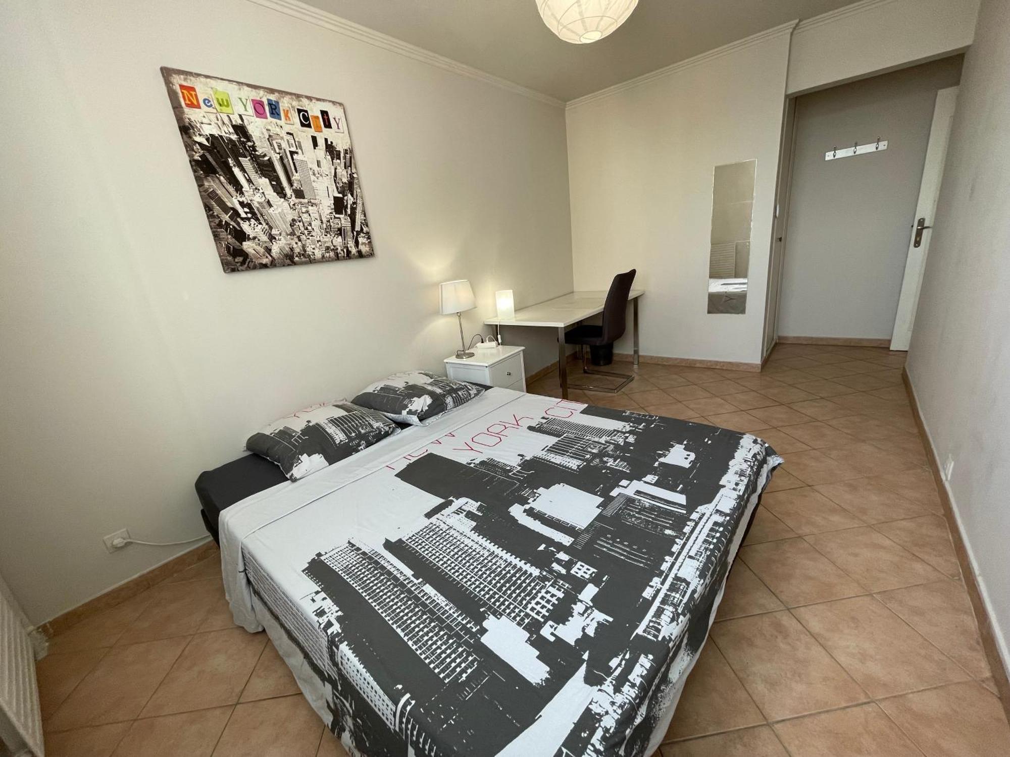 Location Chambre privée en colocation dans un appartement vaulx en velin centre Exterior foto