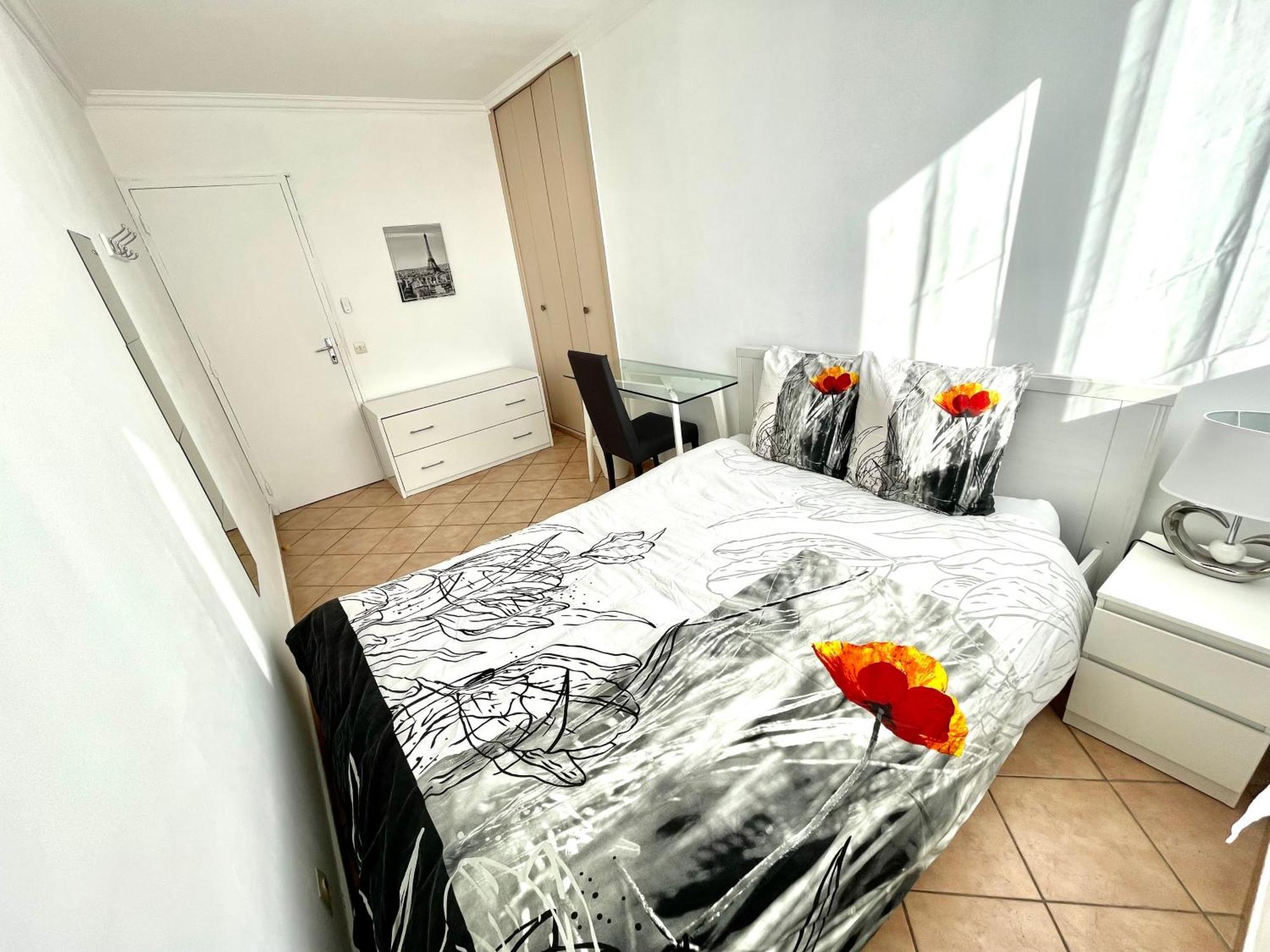 Location Chambre privée en colocation dans un appartement vaulx en velin centre Exterior foto